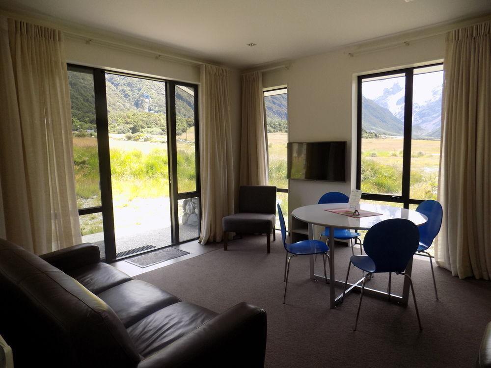 Aoraki Court Motel Aoraki / Mount Cook Exterior photo